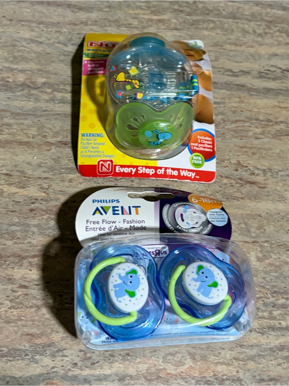 Philips AVENT & Nuby Blue/Green Pacifier 2-Pack Set with 1-Pacifinder